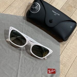White cat eye Raybans brand new NEVER WORN